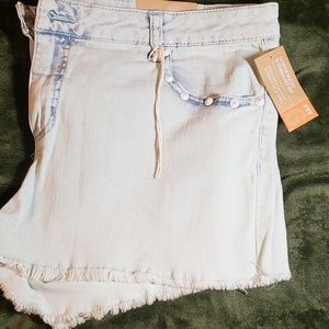 X-light Soft Frayed Denim Shorts